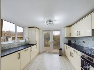 Photo 8- click for photo gallery